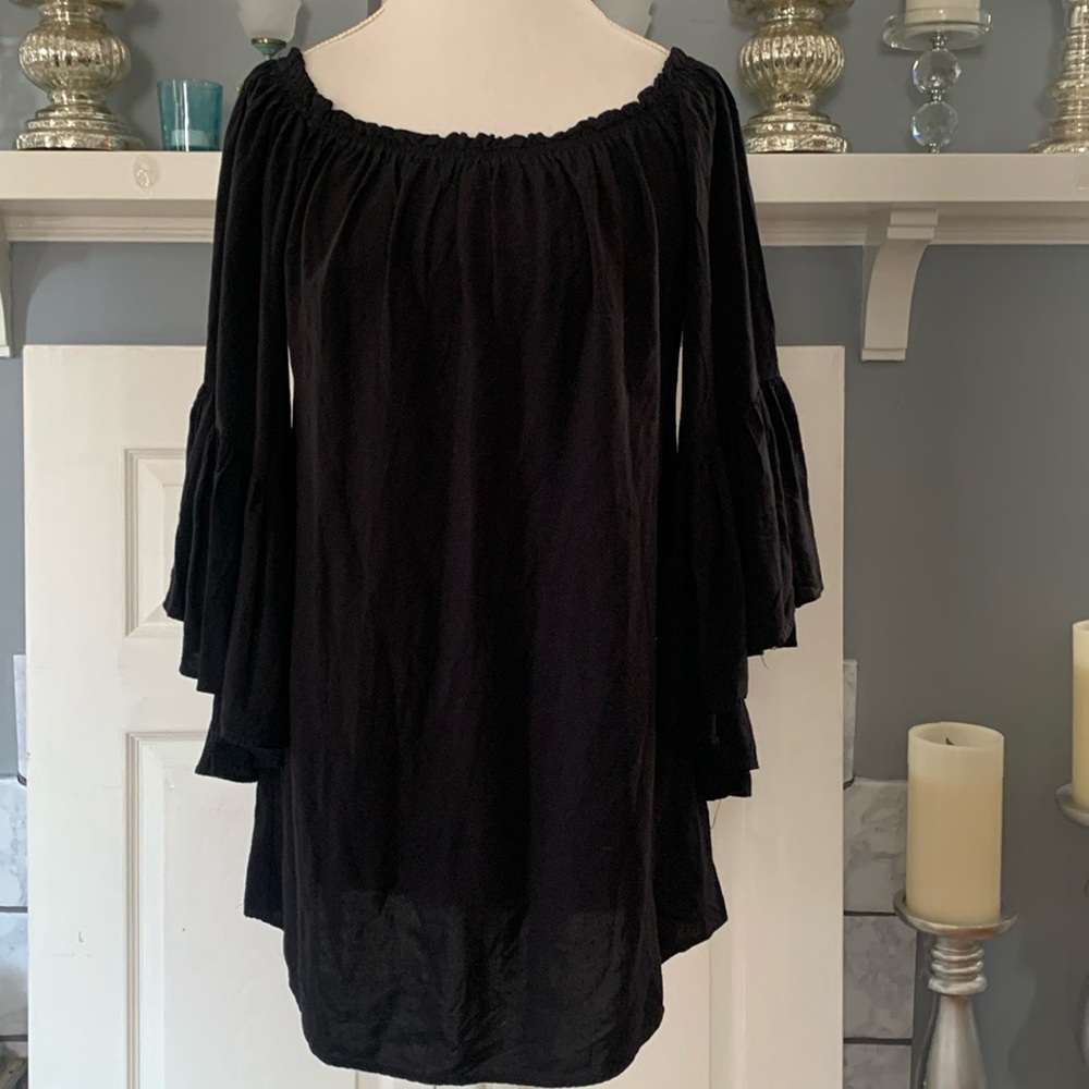 Black Bead Top